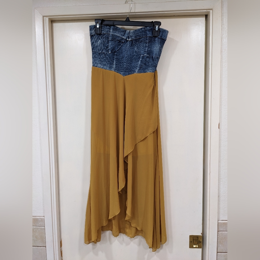 Women's Strapless Dress